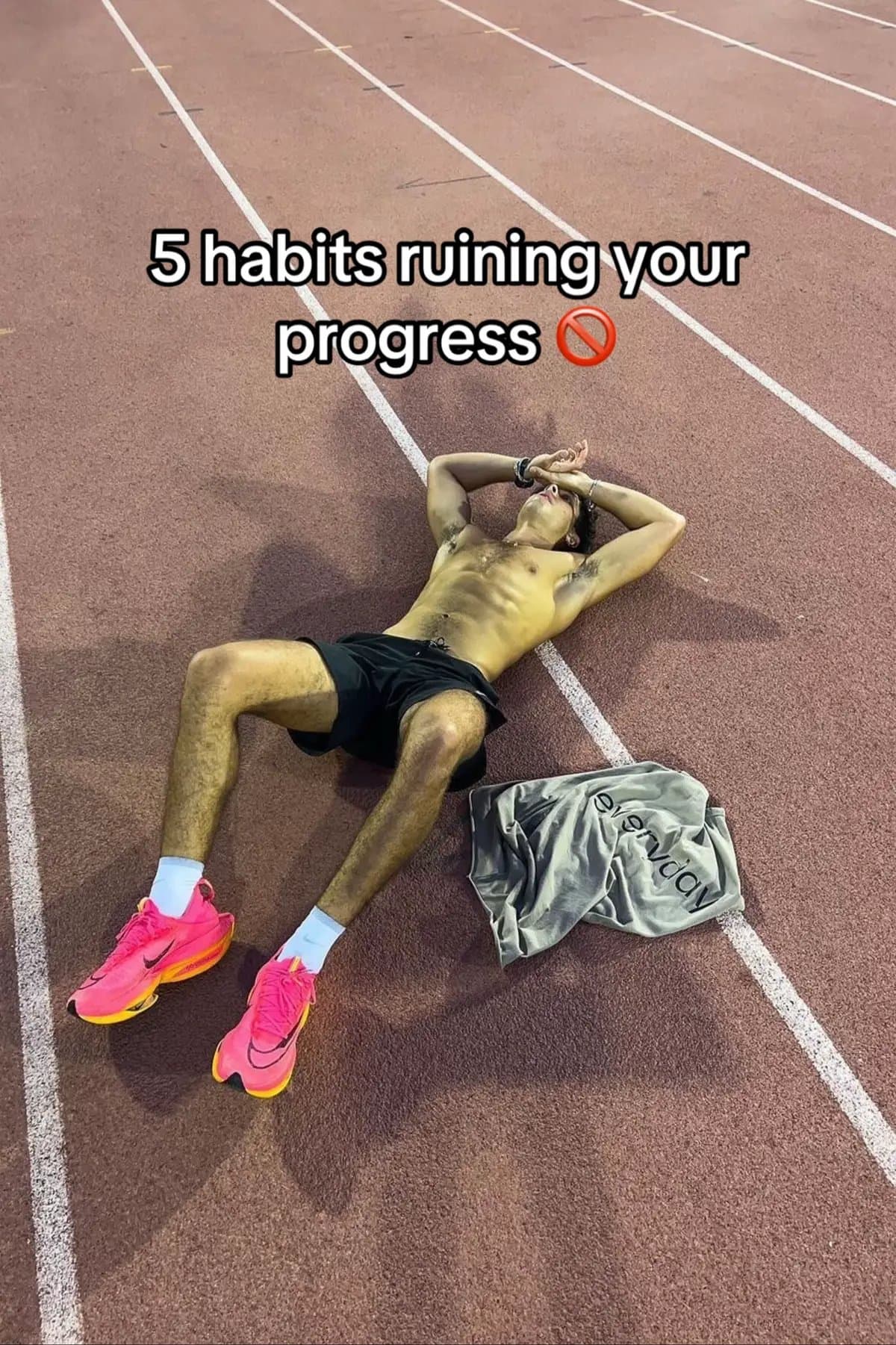 Slide 1: 5 habits ruining your
progress 🚫