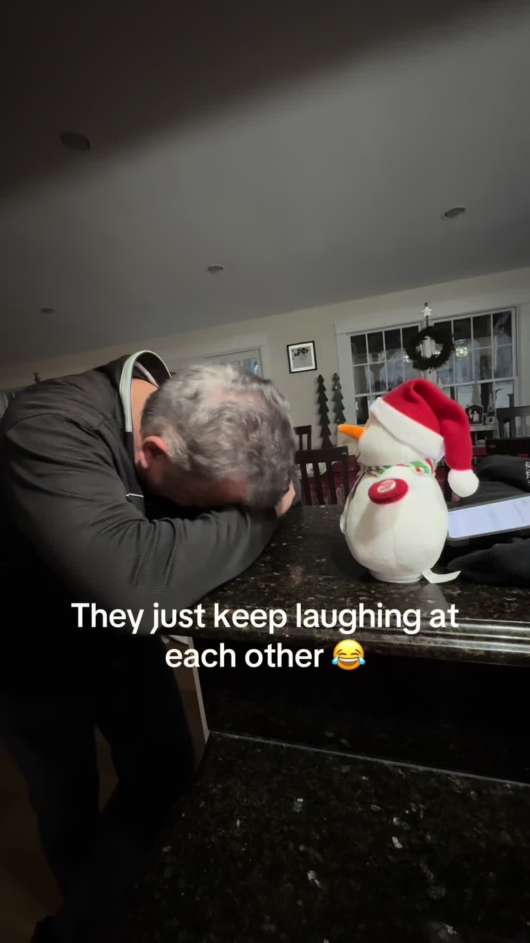 They just keep laughing at
each other 😂