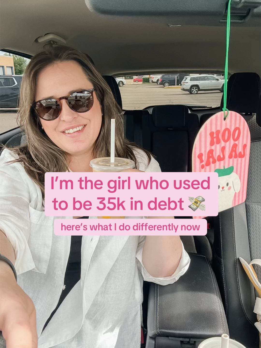Slide 1: I'm the girl who used
to be 35k in debt 💸