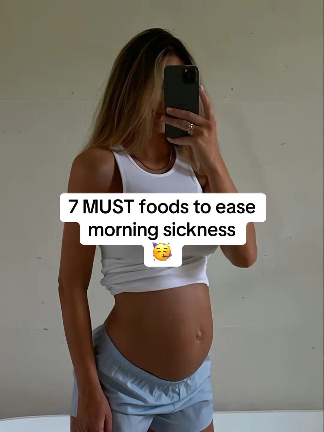Slide 1: Nausea doesn't have to ruin your day
These pregnancy-safe foods fight queasiness while nourishing you and your baby!>>