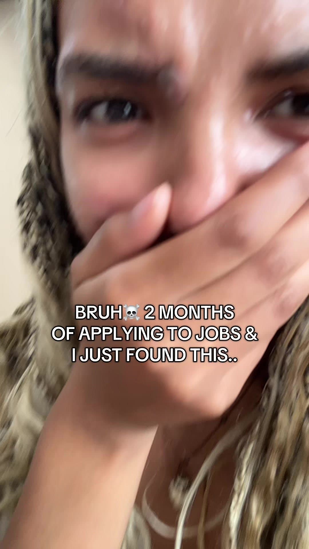 BRUH ☠️ 2 MONTHS
OF APPLYING TO JOBS &
I JUST FOUND THIS..

AI will tailor your …