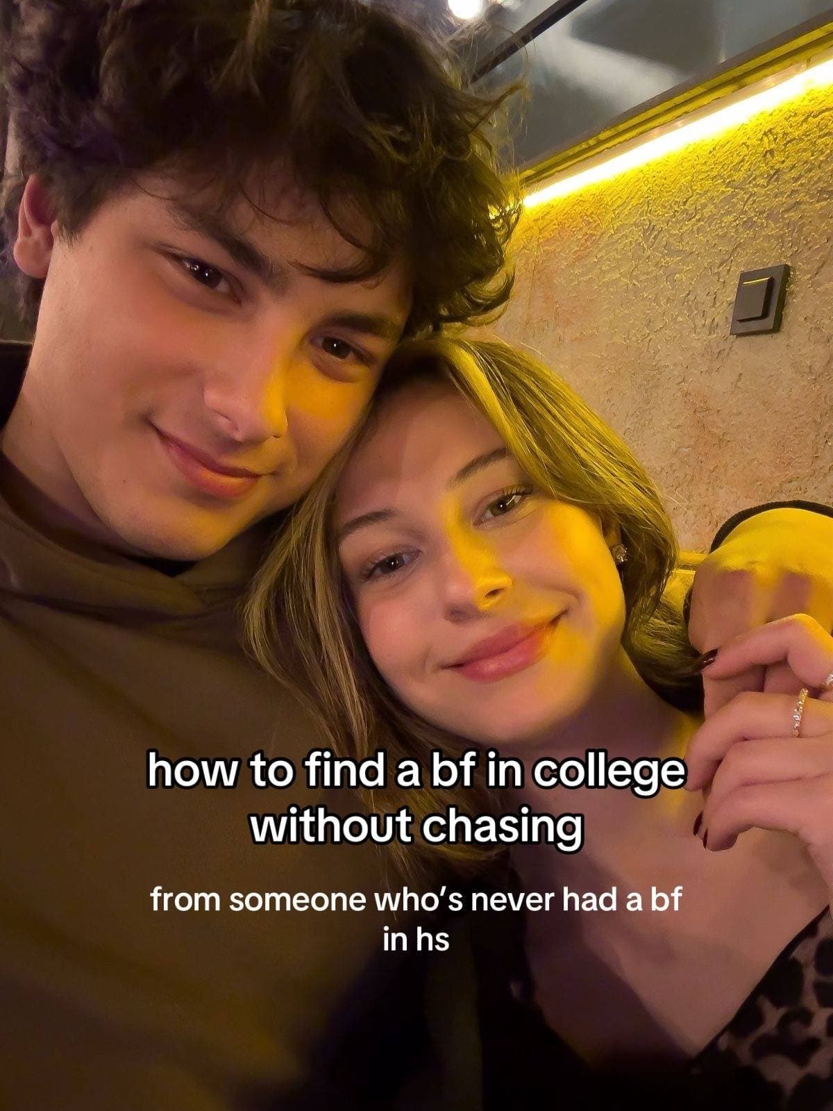 Slide 1: how to find a bf in college
without chasing

from someone who's never had a bf
in hs