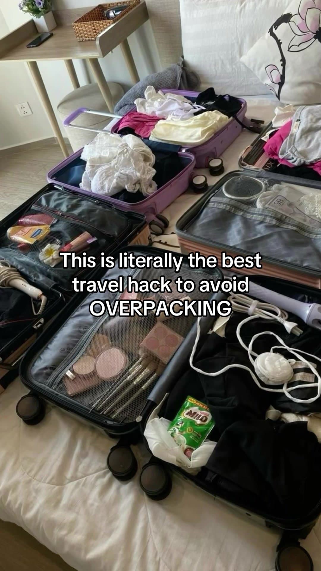 This is literally the best
travel hack to avoid
OVERPACKING