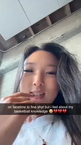 on facetime to fine shyt but i lied about my
basketball knowledge ππππ