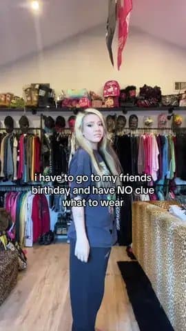 i have to go to my friends
birthday and have NO clue
what to wear
...wait i hav…